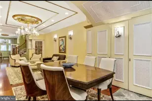 26 S Strawberry St, Philadelphia, PA 19106 - Photo 9