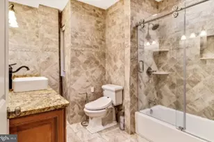 26 S Strawberry St, Philadelphia, PA 19106 - Photo 23