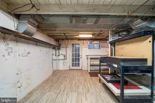 4 Rainey Ct, Philadelphia, PA 19103 - Photo 35