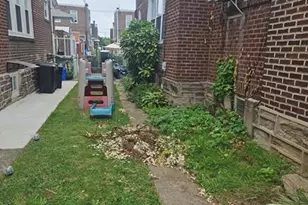 2305 Rhawn St, Philadelphia, PA 19152 - Photo 3