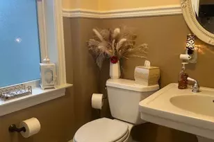 8110 Elberon Ave, Philadelphia, PA 19111 - Photo 15