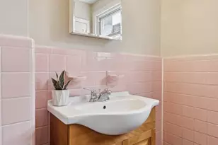 2041 S Bancroft St, Philadelphia, PA 19145 - Photo 27