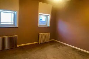 2041 S Bancroft St, Philadelphia, PA 19145 - Photo 9