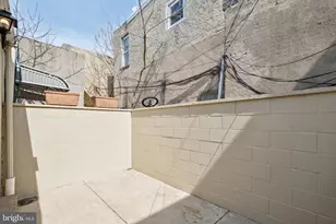 2041 S Bancroft St, Philadelphia, PA 19145 - Photo 35