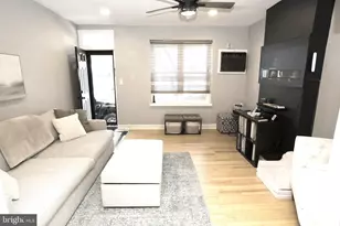 2332 S Bouvier St, Philadelphia, PA 19145 - Photo 3