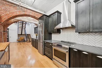 102 Church Street #101 (110), Philadelphia, PA 19106 - Photo 3