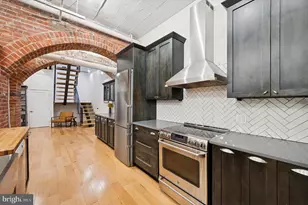 102 Church St, Philadelphia, PA 19106 - Photo 3