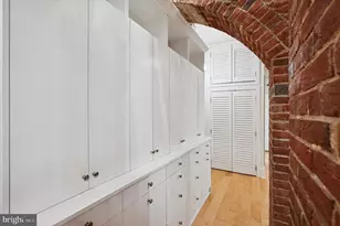 102 Church St, Philadelphia, PA 19106 - Photo 15