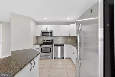 901 N Penn Street #R1001, Philadelphia, PA 19123 - Photo 9