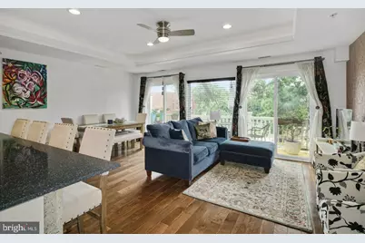 1022 Fairmount Avenue #5, Philadelphia, PA 19123 - Photo 3