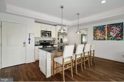 1022 Fairmount Avenue #5, Philadelphia, PA 19123 - Photo 7