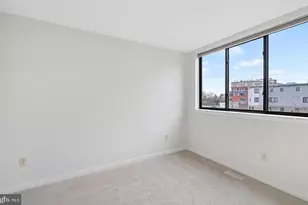 928 Wallace St, Philadelphia, PA 19123 - Photo 9