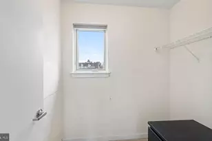 928 Wallace St, Philadelphia, PA 19123 - Photo 7