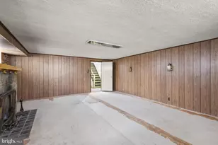 1064 Allengrove St, Philadelphia, PA 19124 - Photo 29