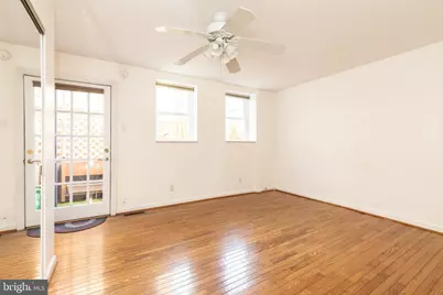 910 Mountain Street, Philadelphia, PA 19148 - Photo 7