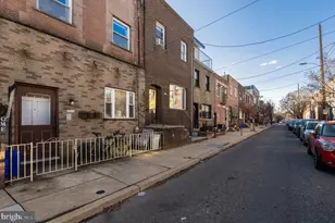 910 Mountain St, Philadelphia, PA 19148 - Photo 1