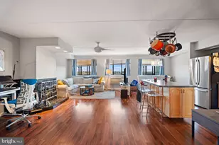 200 Lombard St, Philadelphia, PA 19147 - Photo 3