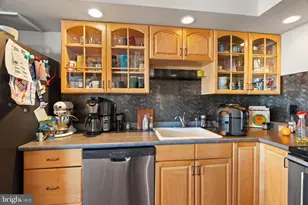 200 Lombard St, Philadelphia, PA 19147 - Photo 11