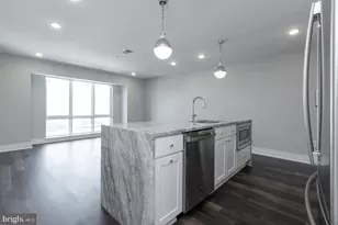 711 N 16th St, Philadelphia, PA 19130 - Photo 3