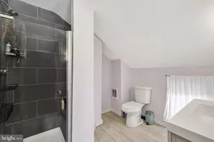 75 E Phil Ellena St, Philadelphia, PA 19119 - Photo 17