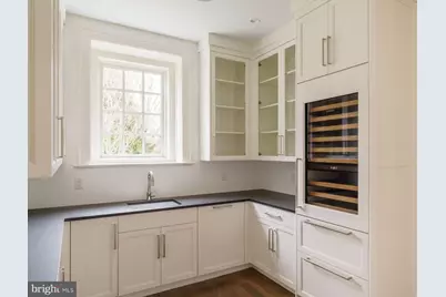 422 W Chestnut Hill Avenue, Philadelphia, PA 19118 - Photo 9