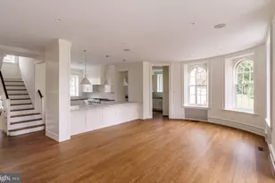 422 W Chestnut Hill Ave, Philadelphia, PA 19118 - Photo 5