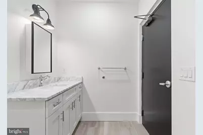 1801 N Howard Street #C04, Philadelphia, PA 19122 - Photo 13