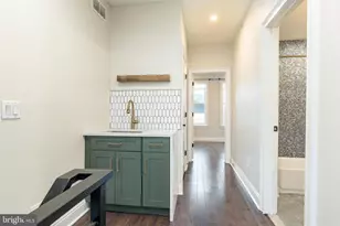 1919 Brown St, Philadelphia, PA 19130 - Photo 9