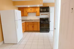 881 N 46th St, Philadelphia, PA 19139 - Photo 3