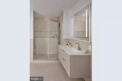 809 Poplar St #E, Philadelphia, PA 19123 - Photo 3