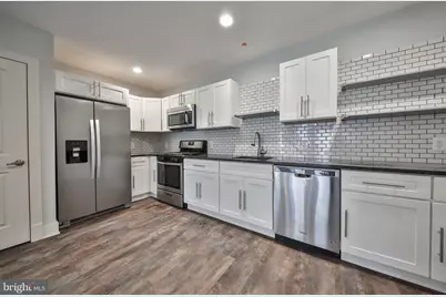 1320 N Franklin Street #4A, Philadelphia, PA 19122 - Photo 5