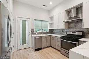 1448 N Myrtlewood St, Philadelphia, PA 19121 - Photo 43