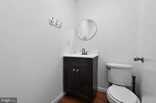 2310 S Warnock St, Philadelphia, PA 19148 - Photo 11