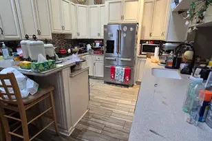 1127 Hower Ln, Philadelphia, PA 19115 - Photo 11