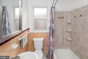 1130 Fanshawe St, Philadelphia, PA 19111 - Photo 15