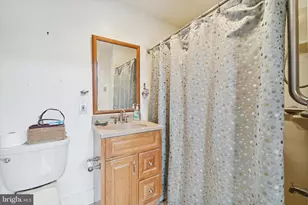 1100 S Broad St, Philadelphia, PA 19146 - Photo 17