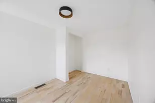 1253 S 32nd St, Philadelphia, PA 19146 - Photo 19