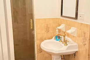 1522 Locust St, Philadelphia, PA 19102 - Photo 11