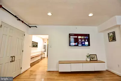 1522 Locust Street #301, Philadelphia, PA 19102 - Photo 9