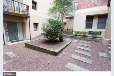 130-1 Arch Street #204, Philadelphia, PA 19106 - Photo 3