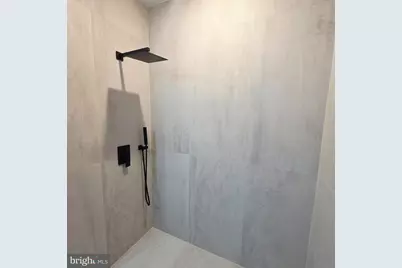 714 Chestnut Street #3F, Philadelphia, PA 19106 - Photo 13