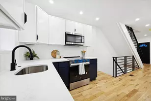 2340 McClellan St, Philadelphia, PA 19145 - Photo 9