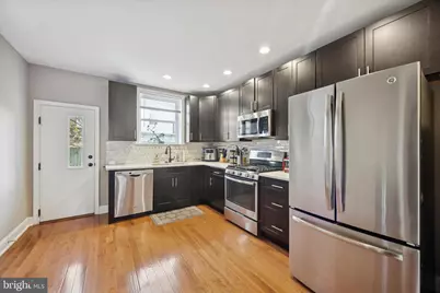 2026 S 17th Street, Philadelphia, PA 19145 - Photo 9