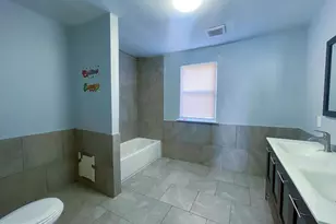 2113 Mountain St, Philadelphia, PA 19145 - Photo 21