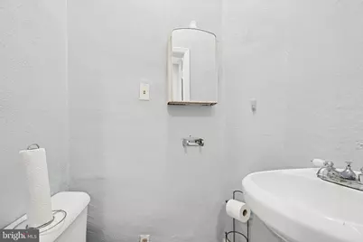 626 N 21st Street, Philadelphia, PA 19130 - Photo 21