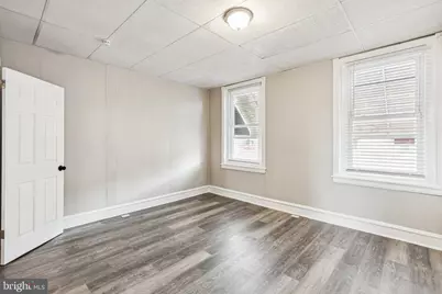 2416 N Hollywood Street, Philadelphia, PA 19132 - Photo 9