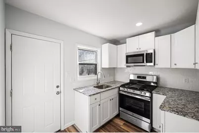 2139 N 10th Street, Philadelphia, PA 19122 - Photo 11