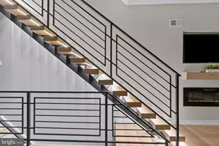 1235 S 26th St, Philadelphia, PA 19146 - Photo 47