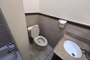 2612 S Robinson St, Philadelphia, PA 19142 - Photo 13