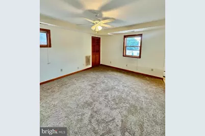 1324 W Nedro Avenue, Philadelphia, PA 19141 - Photo 13